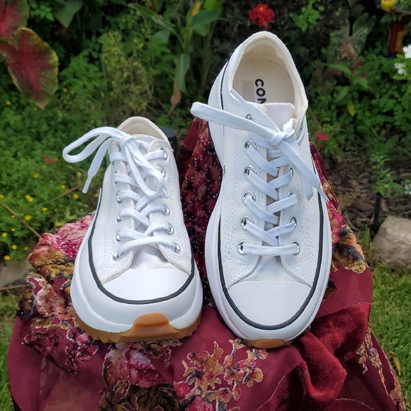 Converse Shoes - Converse White and Black Women's Sneakers